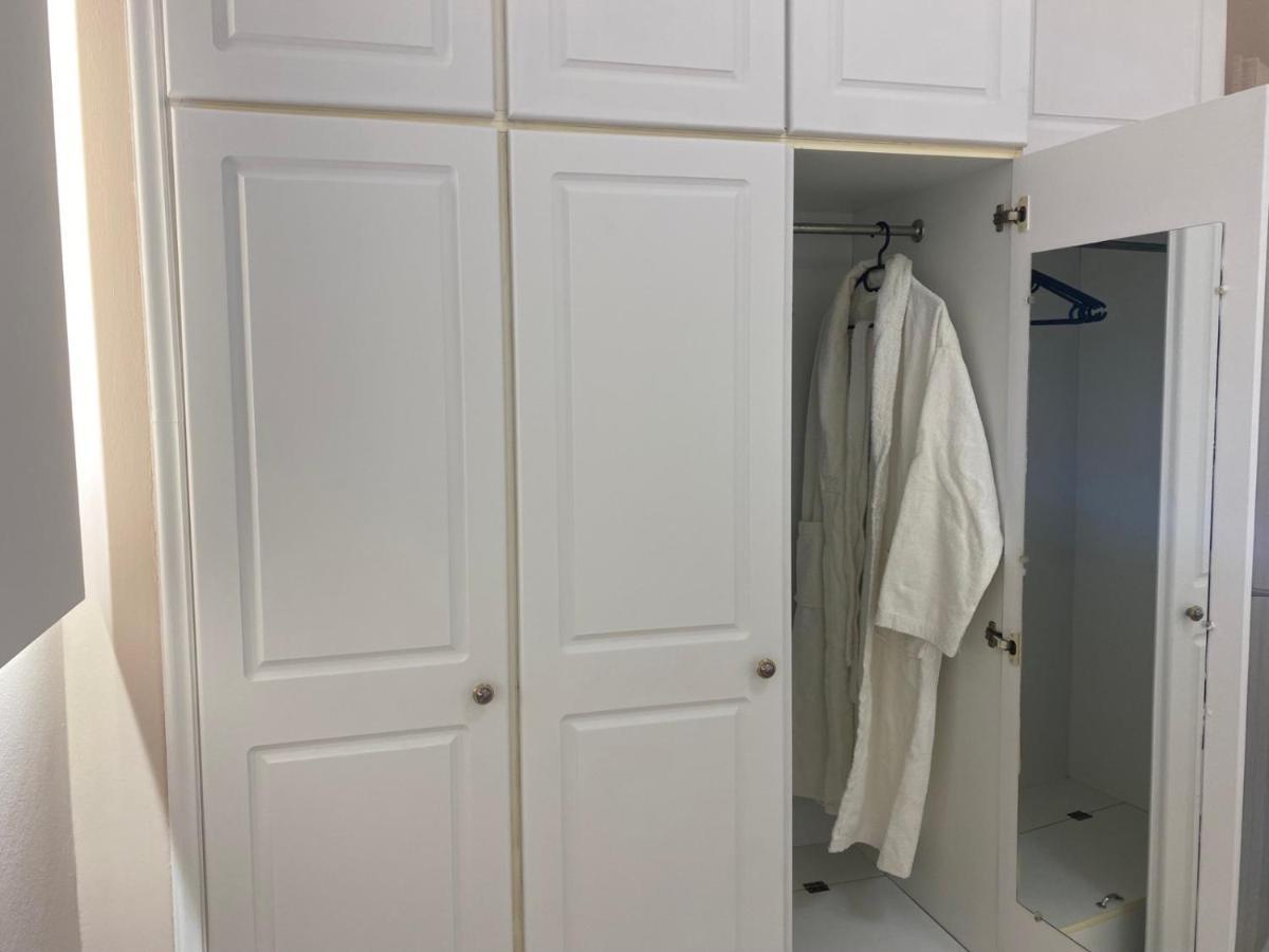 Comfortable Apartment Near To Metro Aten Exteriör bild