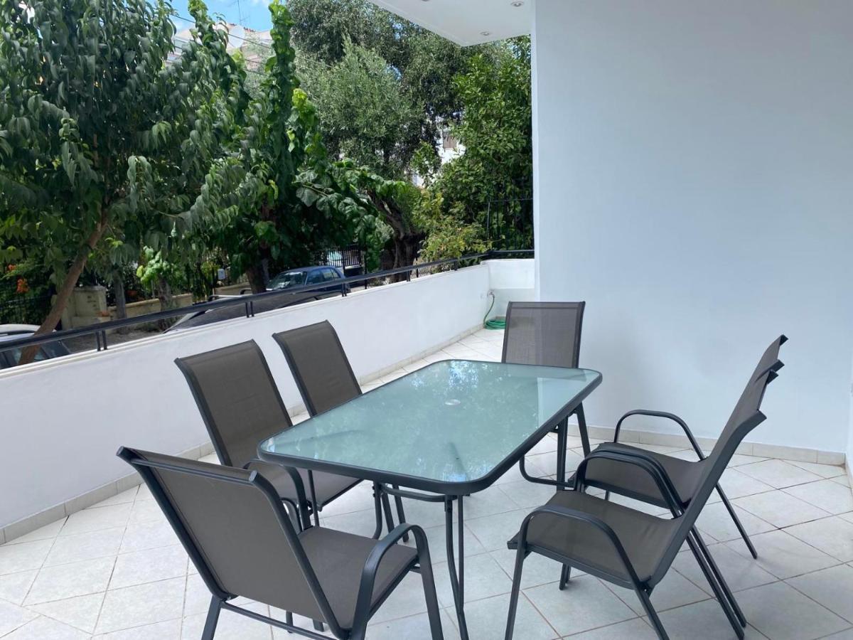 Comfortable Apartment Near To Metro Aten Exteriör bild